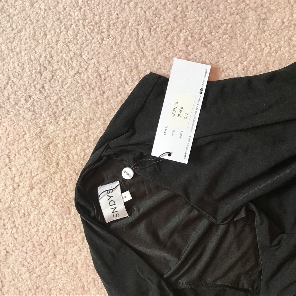 Black size xs dress. NWT - Picture 4 of 7